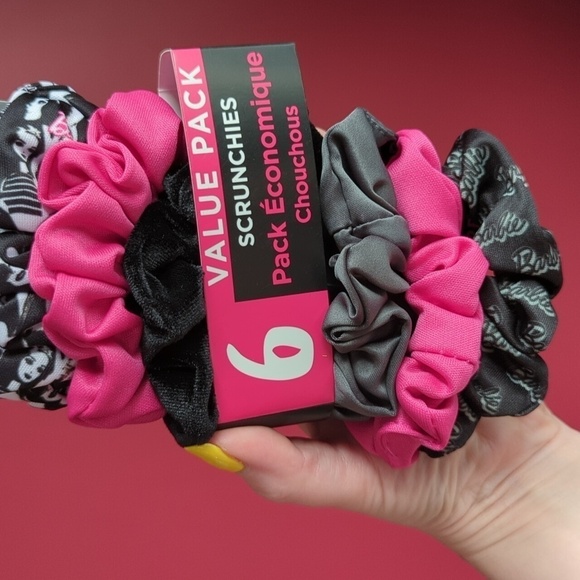 Barbie 6 Pack *LIMITED EDITION* Ouchless Scrunchies 🎀 - Picture 6 of 7